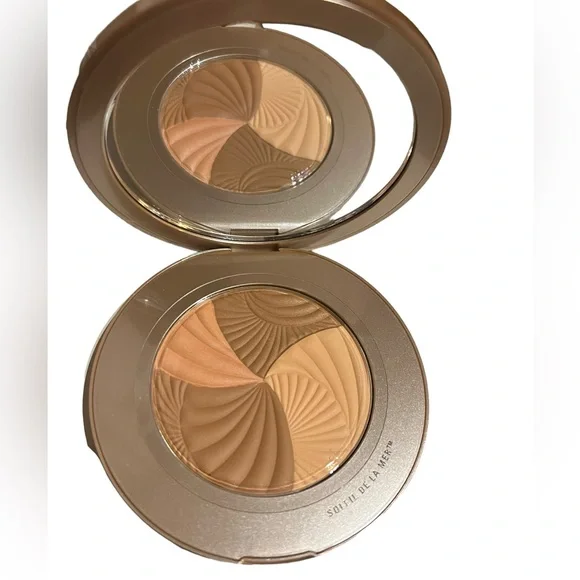 Soleil de Lamer bronzing powder - Picture 1 of 3